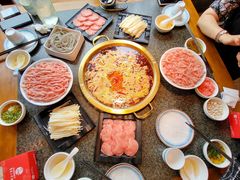 -小天鹅火锅·一线江景洪鼎旗舰店(洪崖洞店)