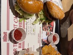 -The Habit Burger Grill 哈比特汉堡(复兴soho店)