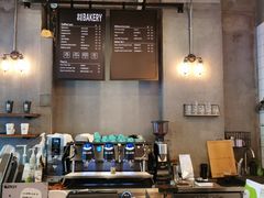 -81BAKERY(大学路店)