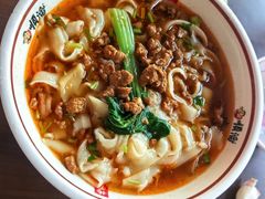 -顺溜·手工刀削面·黑金店(铜锣湾店)