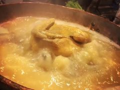 -鲜入围煮花胶鸡海鲜火锅