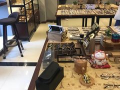 -肆兮眼镜·蔡司·徕卡战略合作店(大坪店)