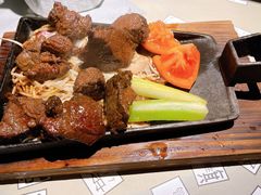 -穹六人间 people 6(岳阳路店)
