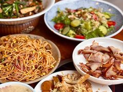 -老鼎万春卤菜(五代传承创始老店)