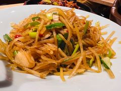 家常小炒土豆丝-宏状元现熬粥·京味菜(三里河店)