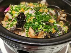 -荣誉海鲜酒楼(海湾店)