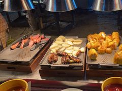 -亚龙湾希尔顿自助餐厅·海鲜·烧烤·沙滩BBQ·现场乐队