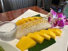 -Dang restaurant (patong phuket)