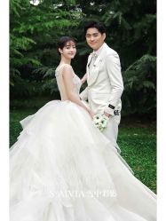 -雪中彩影婚纱摄影·微光艺术中心