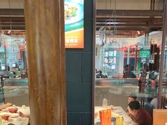 -阿瓦山寨·湘菜现炒·剁椒鱼头王(咸阳总店)