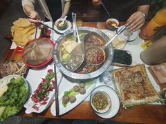 -乡土黄·鲜牛肉火锅·小龙虾(兴业街店)
