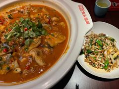 -魏铭鱼头捞饭(晋阳路店)