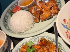 -大头虾越式风味餐厅(光明广场店)