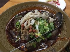 -茅屋大酒店