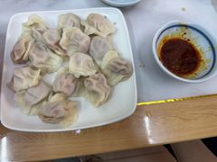 -孖妹上肉饺子馆