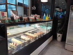 -Dough&Joe团憩(瑞虹天地月亮湾店)