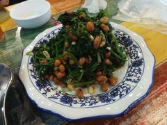 菠菜花生米-刘一龙虾(山东路店)
