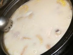 -大匠工房古船木艺术餐厅·猪肚鸡专门店(长白仙岛店)