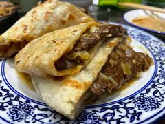 门丁肉饼-老爆肚满五香烧牛羊肉