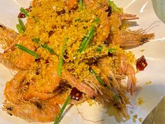 -三亚火车头万人海鲜广场