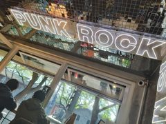 -鼓楼吃面·肉啃肉(南锣鼓巷店)