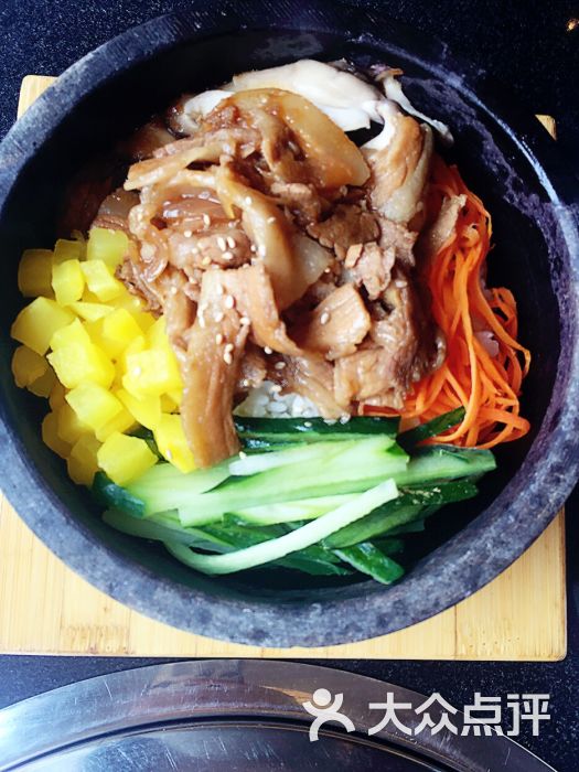 五花肉石锅banfan