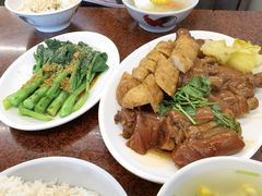 -猪脚洪隆江猪脚饭