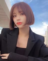 -十六番发型师事务所