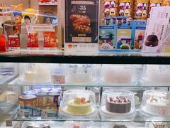 面包甜点陈列柜-DQ·蛋糕·冰淇淋(城南嘉园店)