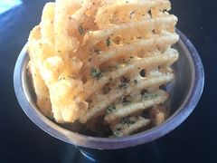 -龙治汉堡(中华城店)