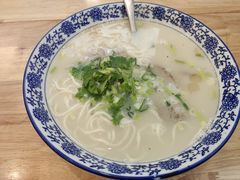 -牧人巷子·大锅羊汤·暴走牛骨(大成路店)