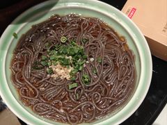 -帅巴人舅母子腊蹄民俗村