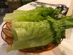 -鲜入围煮花胶鸡海鲜火锅