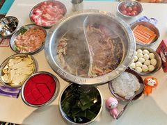 -憨铁匠老火锅(龙岗万科里店)