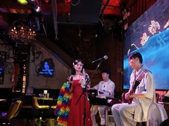 -喜鹊音乐酒馆(西街店)