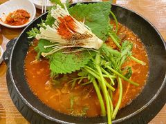 土豆排骨火锅-喇喇排骨火锅·传统韩式脊骨汤(望京西园总店)