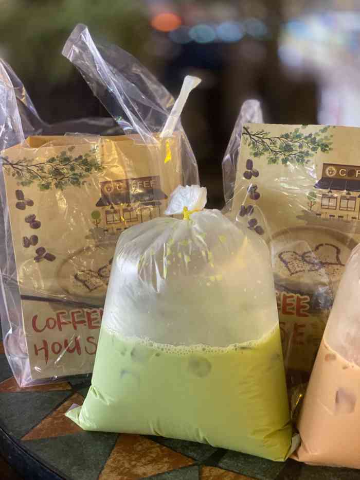 老挝手标奶咖(总店)-"之前被种草一直想去今天终于去买到了在昆.