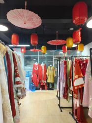 -上海绛芸轩汉服馆(松江店)