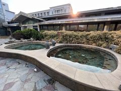 -中家鑫园温泉酒店鑫悦汤泉