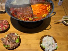 -白乐天毛肚火锅馆(南滨路店)