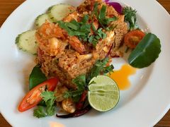 -Chom Cafe and Restaurant