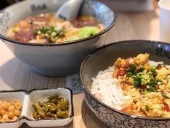 -俏凤凰(美林M·LIVE天地东座店)