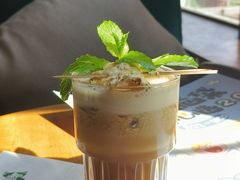 -雕刻时光咖啡馆(南院门店)