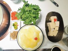-洪氏嗨捞·猪肚鸡火锅(阳光天地店)