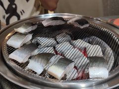 -围炉肉舍•炭烤活鳗•丹东海鲜烤肉(步行街店)