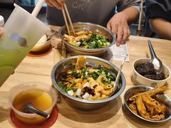 -柳州肥姨妈大骨螺蛳粉(老闵行店)