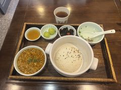-蟹上黄·蟹黄面·江南糖水(人民广场店)