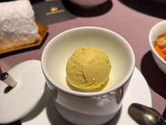 -新荣记(南京西路店)
