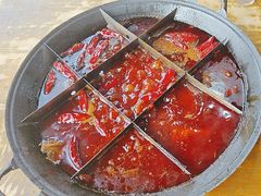 -正南齊北重庆老火锅(光华村直营店)