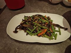 -闫府私房菜(恒隆店)